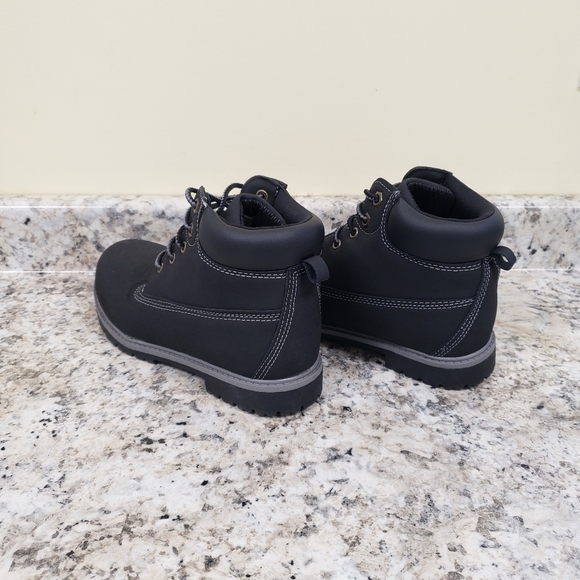 Wonder Nation Boys Boots Black Lace Up Non Marking Sole Boots Size 4 - Picture 6 of 10